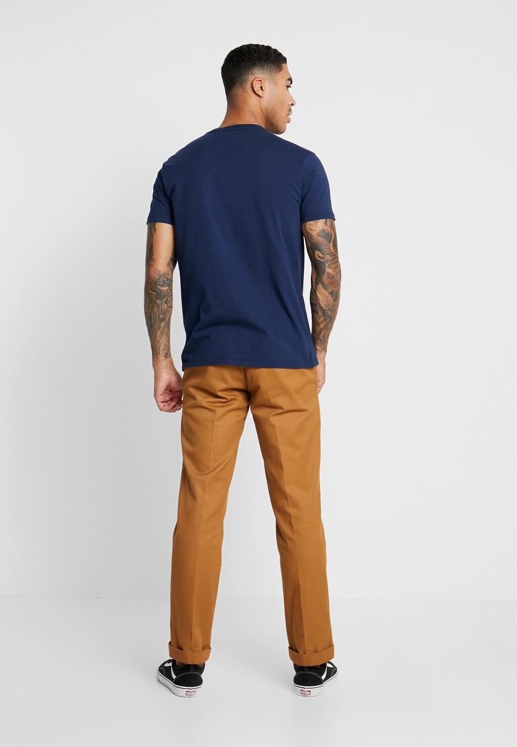 Базовая футболка Original V-Neck Levi's, цвет dress blues — фото 3