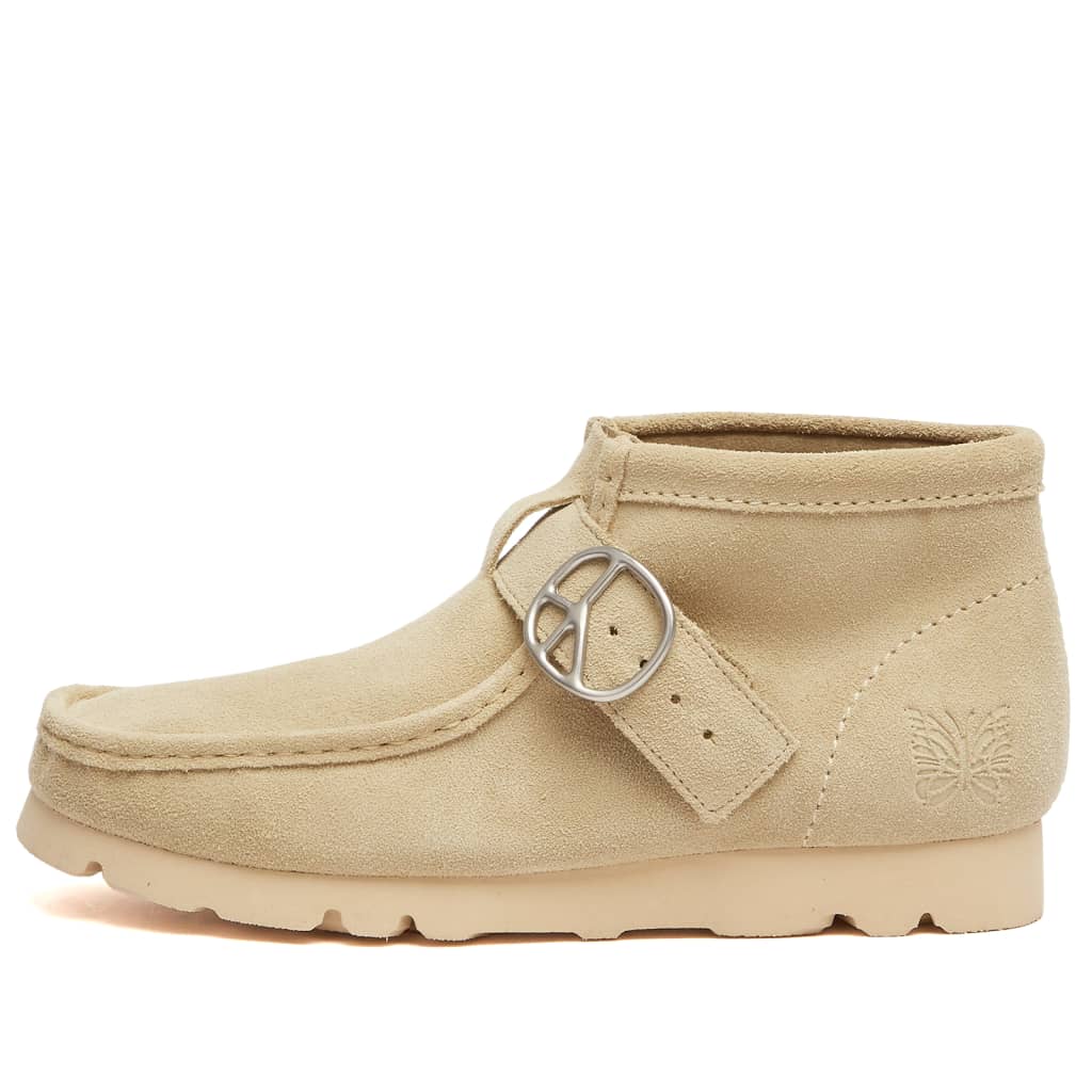 

Кроссовки X needles wallabee strap boot Clarks Originals, цвет maple suede