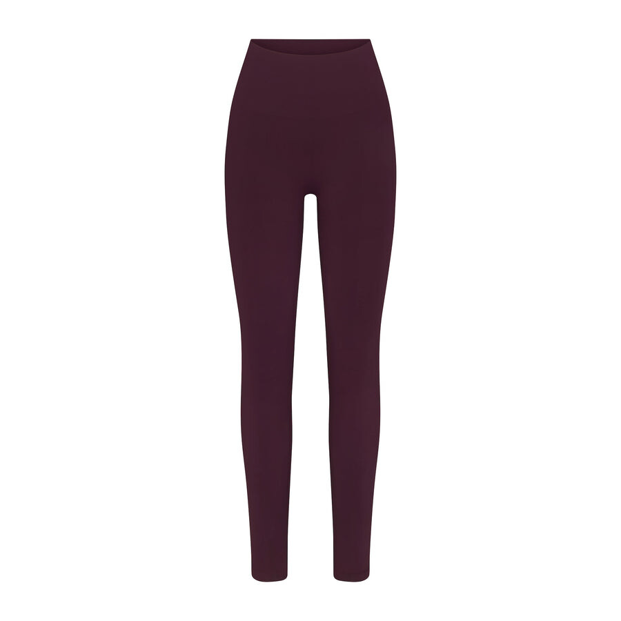 

Леггинсы SKIMS Soft Smoothing Seamless, цвет Deep Berry