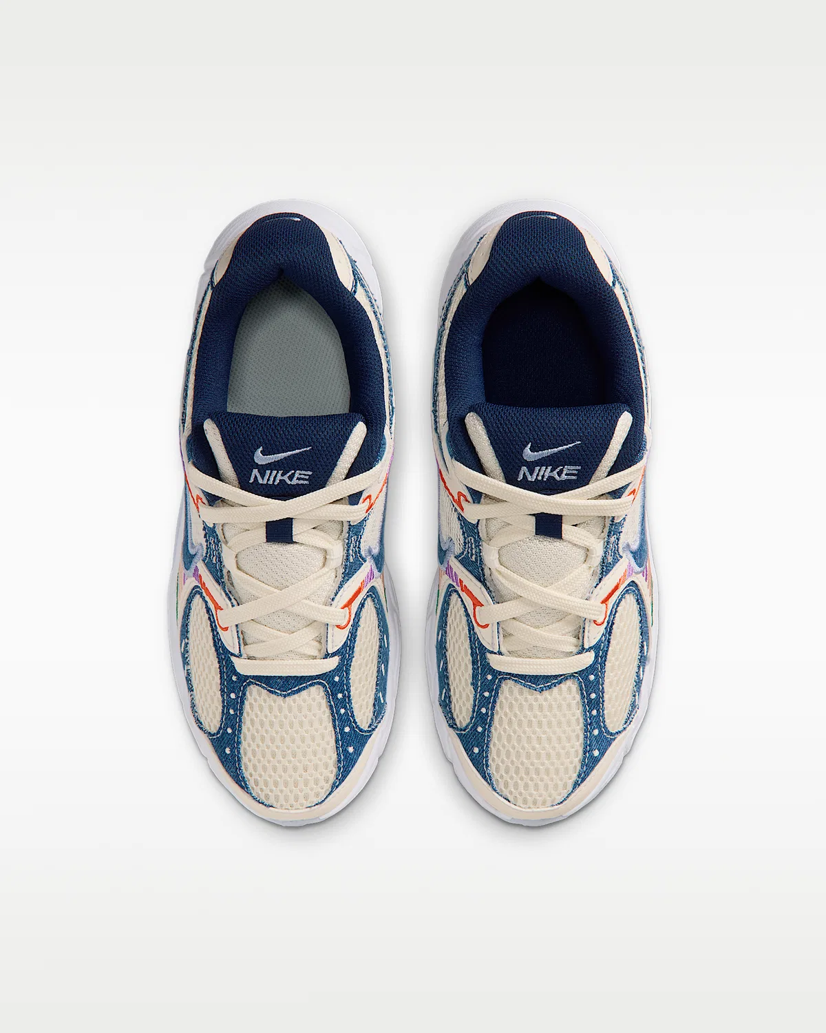 Детские кроссовки Nike V5 RNR, Soft Pearl/Blue Denim/Malachite/Midnight Navy — фото 4