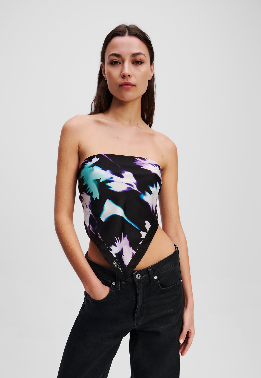 

Шарф FLOWER BANDANA UNISEX Karl Lagerfeld Jeans, черный