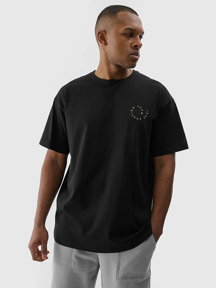 

Футболка 4F, черный