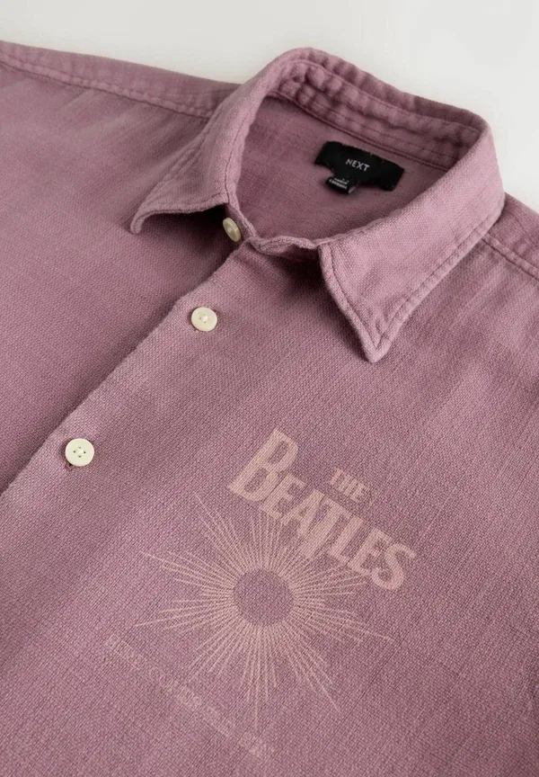 Футболка Next, Regular fit print short sleeve shirt, сиренево-фиолетовый The Beatles — фото 3