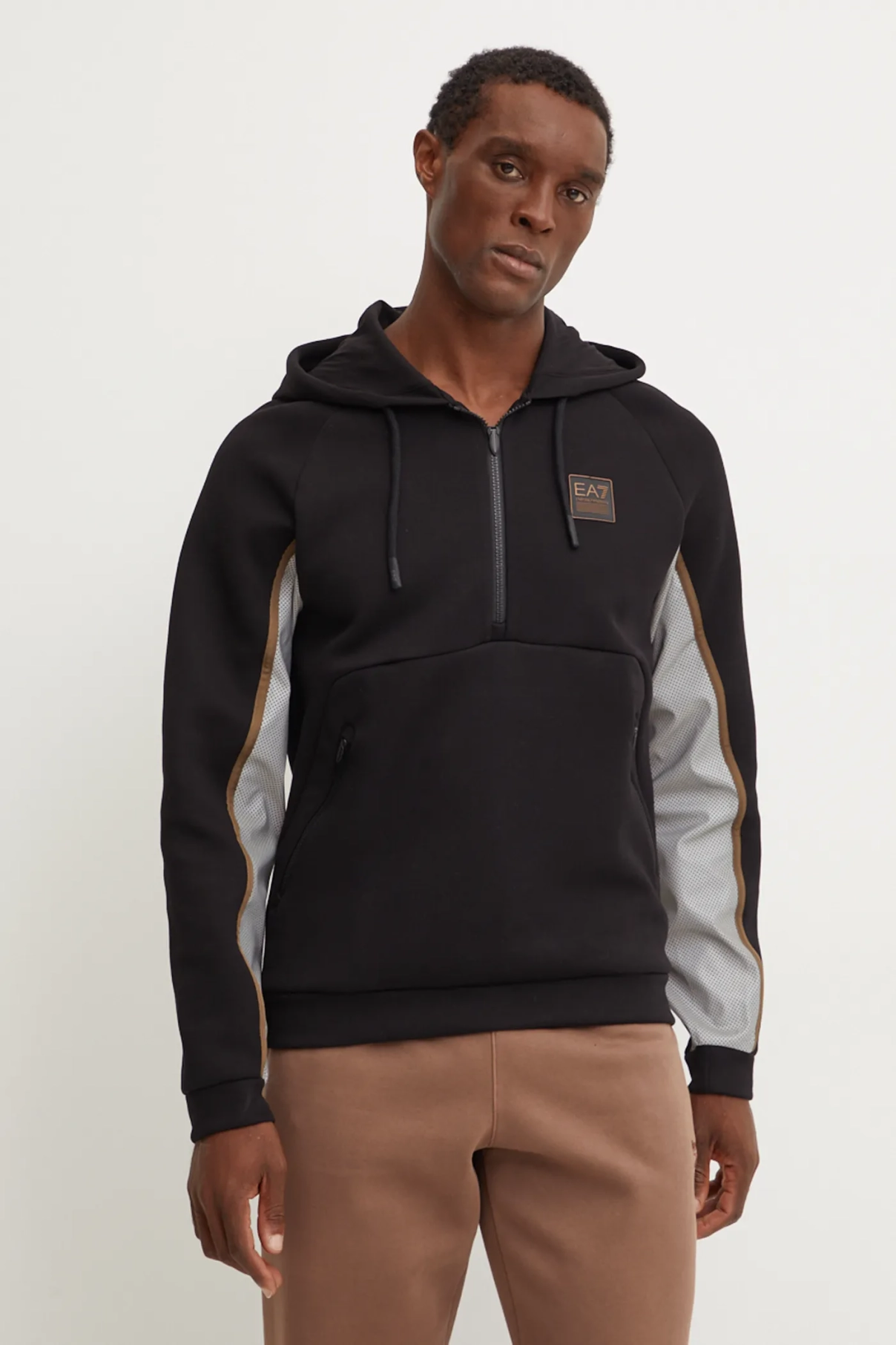 

Толстовка EA7 Emporio Armani, черный
