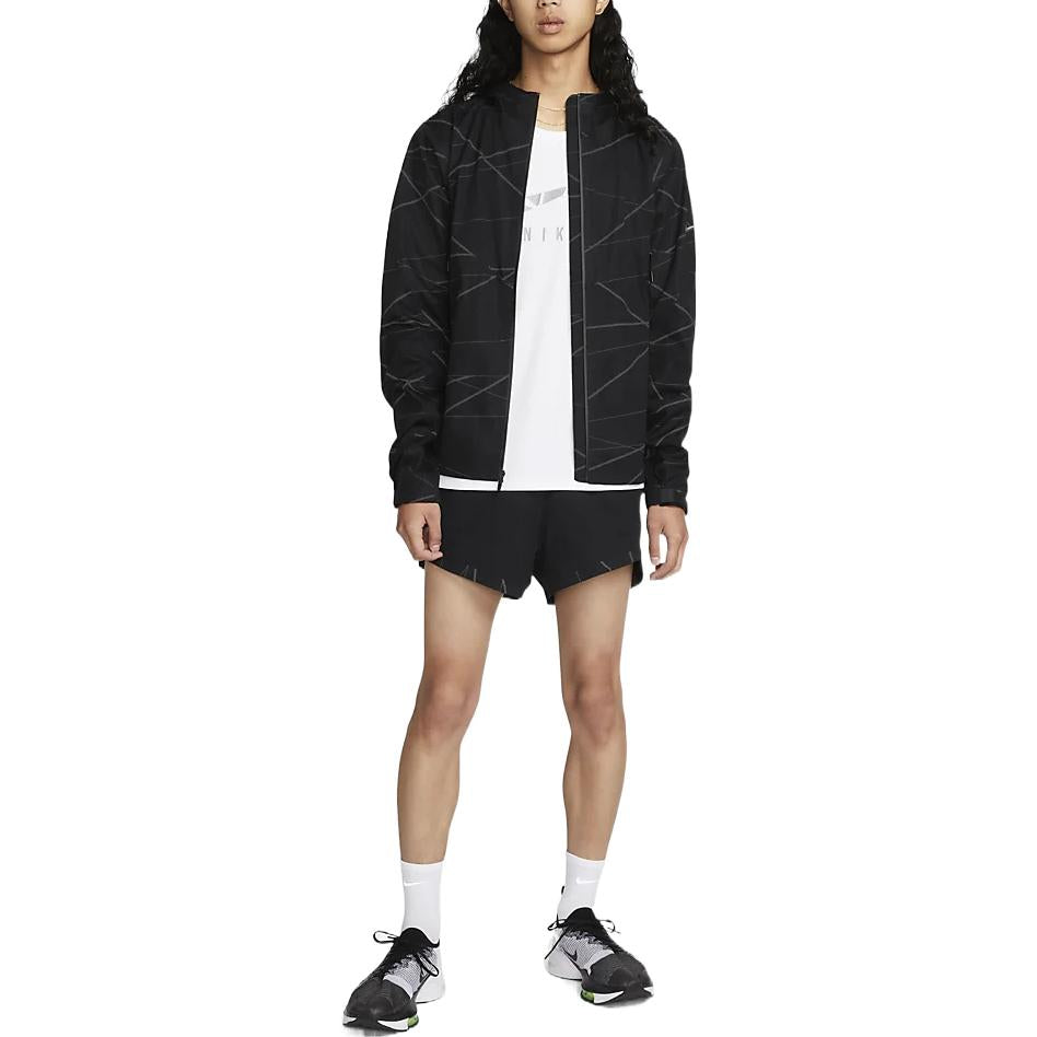 Куртка Nike Storm-FIT Run Division Running Jacket 'Black' DQ6531-010, черный — фото 3