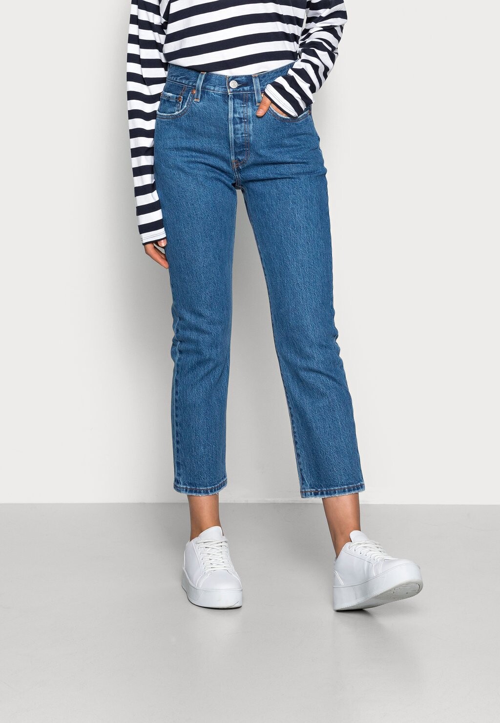 

Джинсы-сигареты Levi's