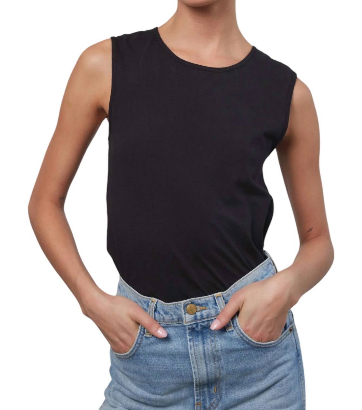 

Топ-топ Column Tank Top In Stil Black Overdye B Sides