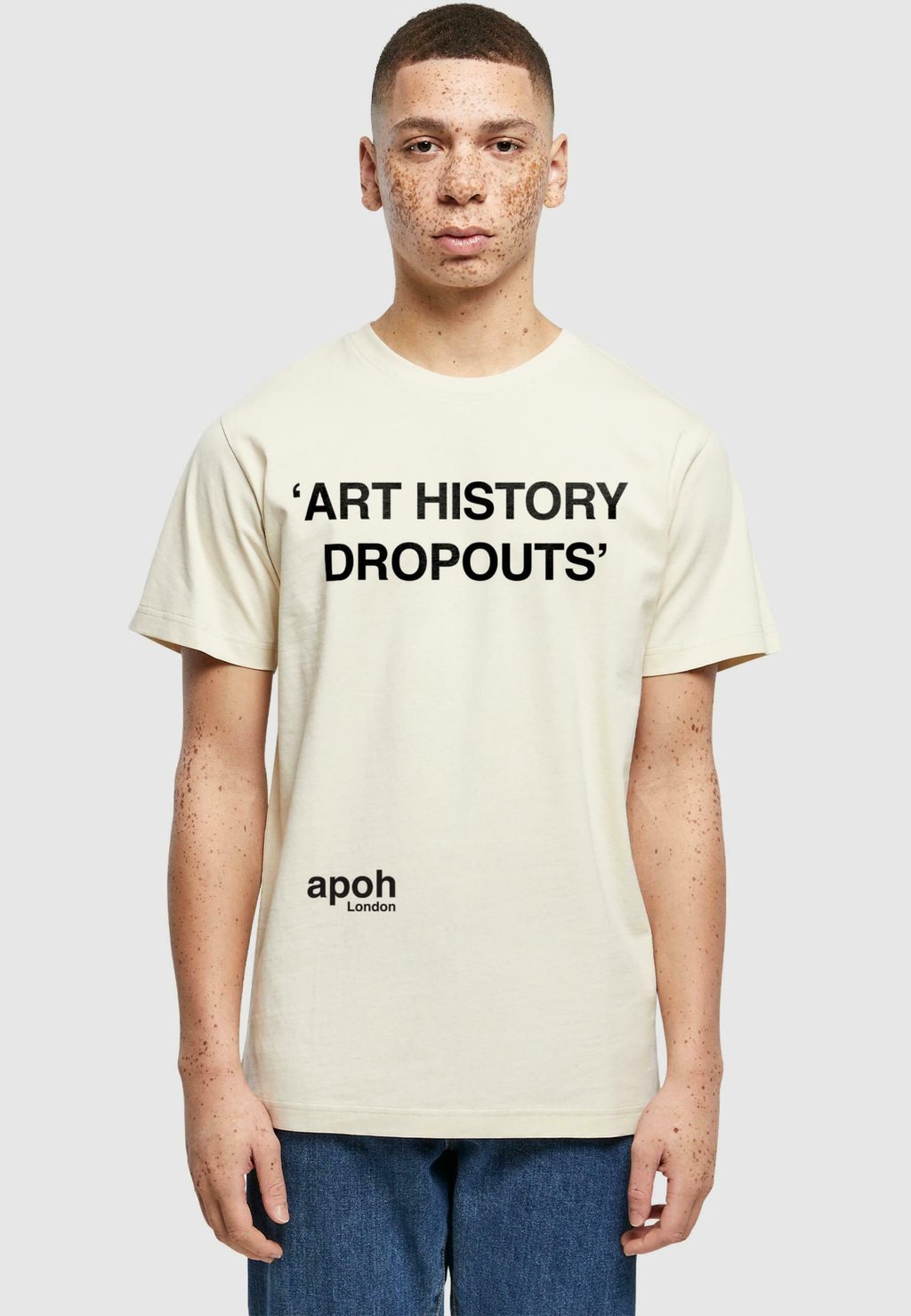 

Футболка с принтом APOH ART HISTORY DROPOUTS SLOGAN Merchcode, песочный