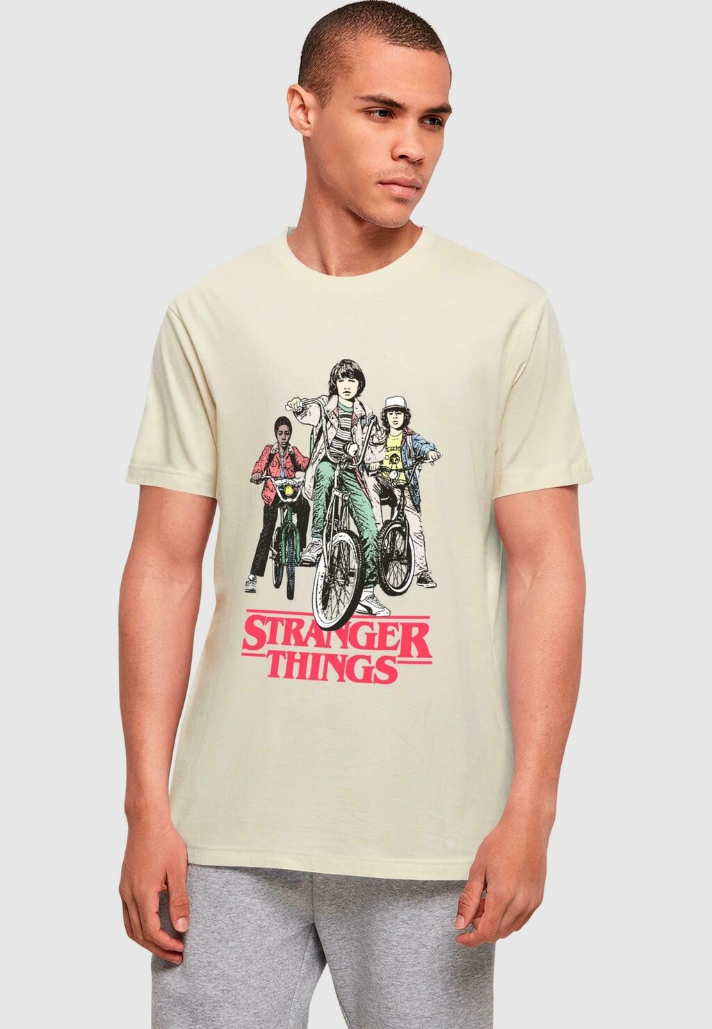 

Футболка с принтом STRANGER THINGS RETRO BIKERS ABSOLUTE CULT, песочный