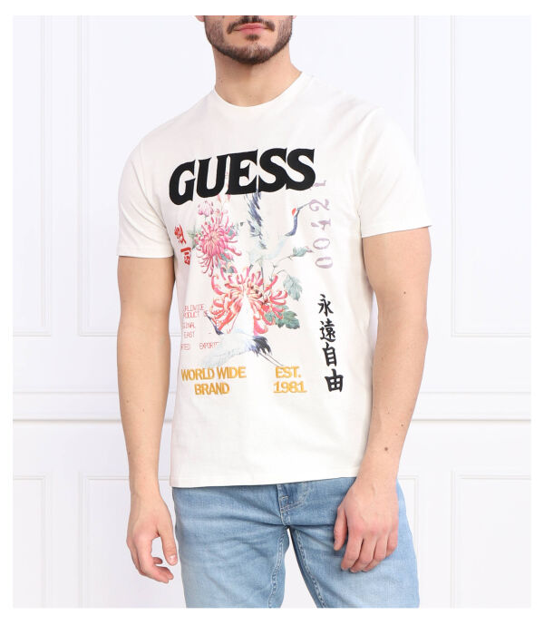 

Футболка Токио коллаж Regular fit Guess Jeans, белый
