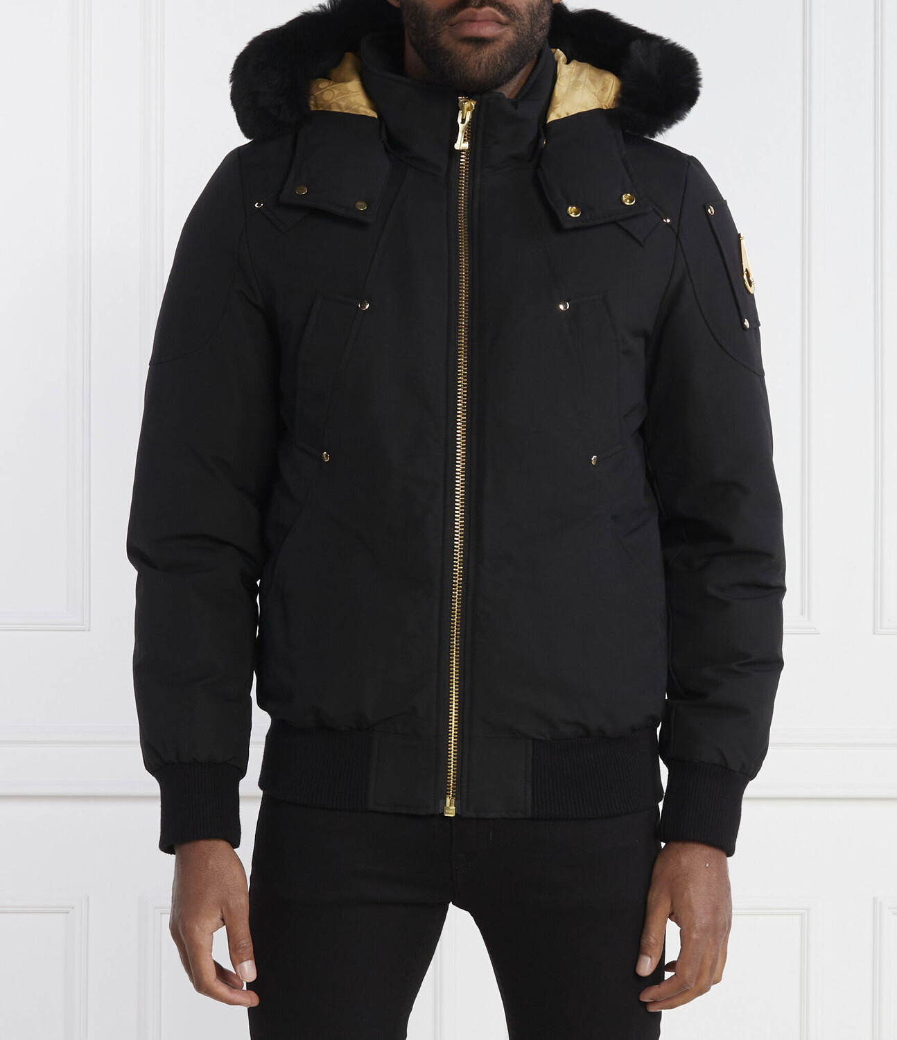 

Куртка Moose Knuckles Regular Fit, черный