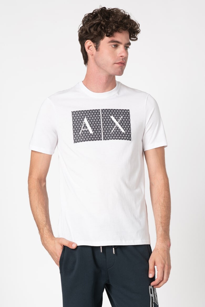 

Хлопковая футболка с логотипом на груди Armani Exchange, белый
