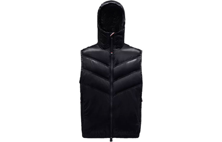 

Жилет мужской черный Moncler