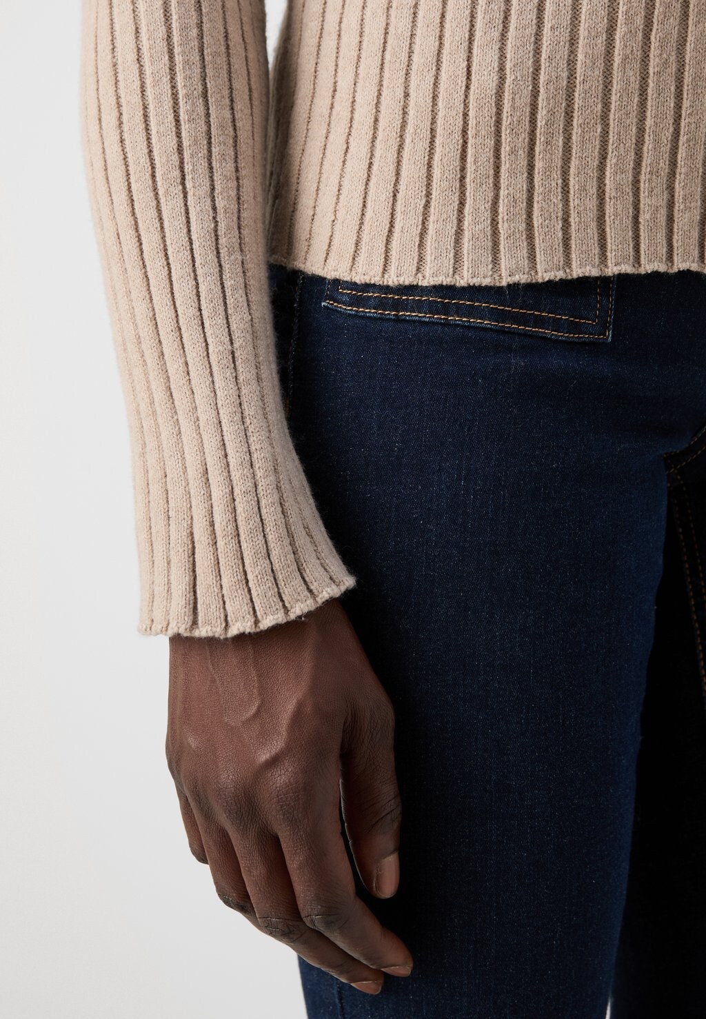 

Джемпер VMZOEY WRAP NECK PULLOVER Vero Moda Tall, серо-коричневый