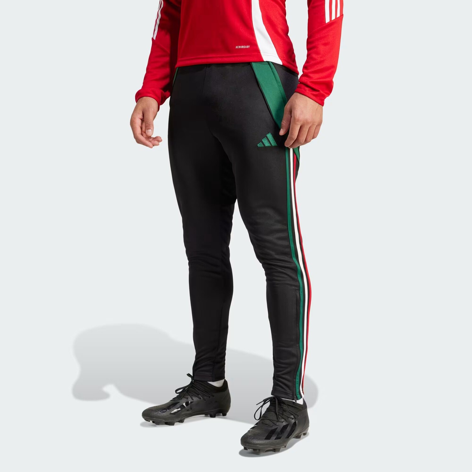 

Тренировочные брюки Tiro 24 Adidas, цвет Black/Team Dark Green/White/Team Power Red 2