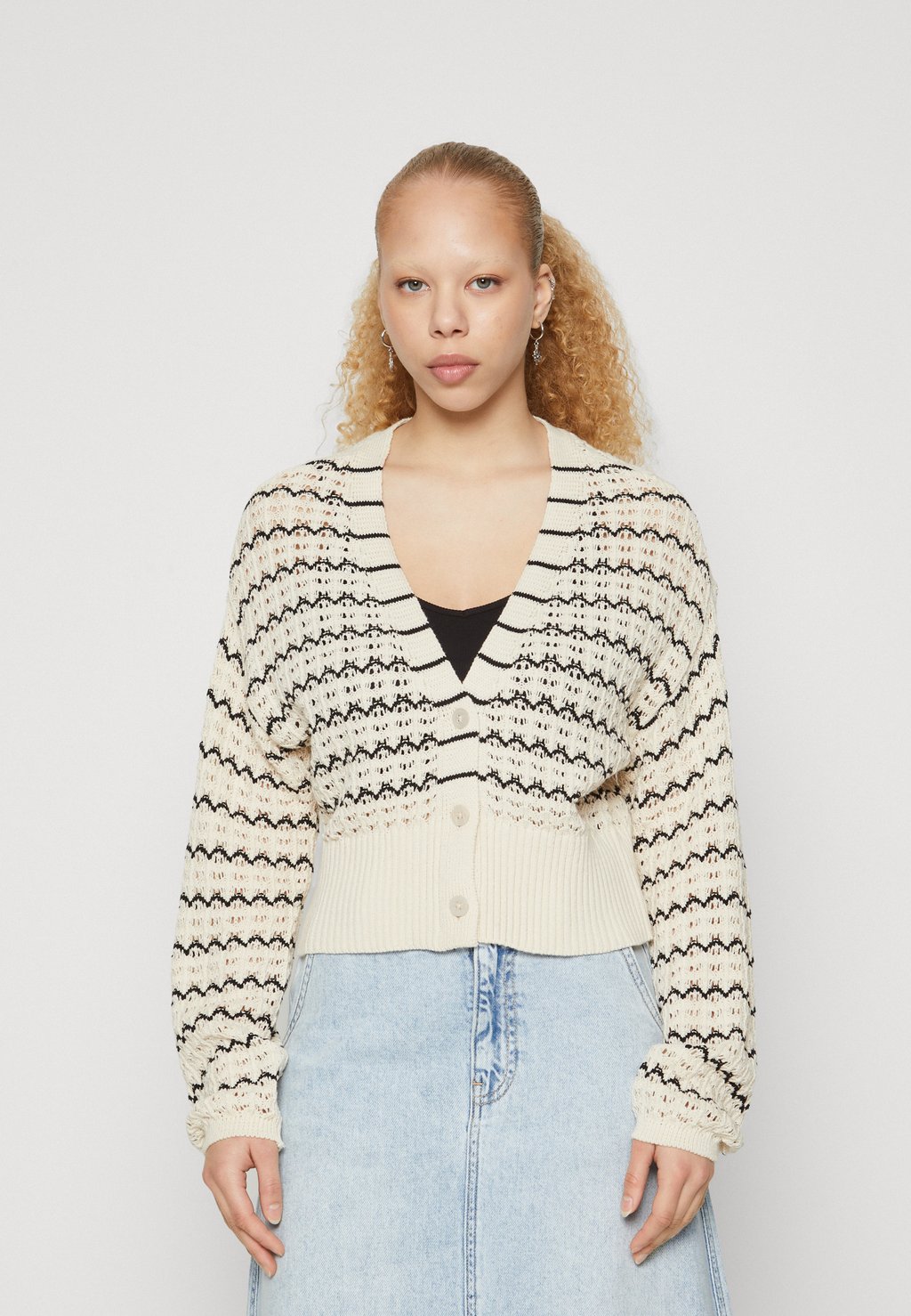 

Кардиган ONLASA V NECK CARDIGAN ONLY, бежевый