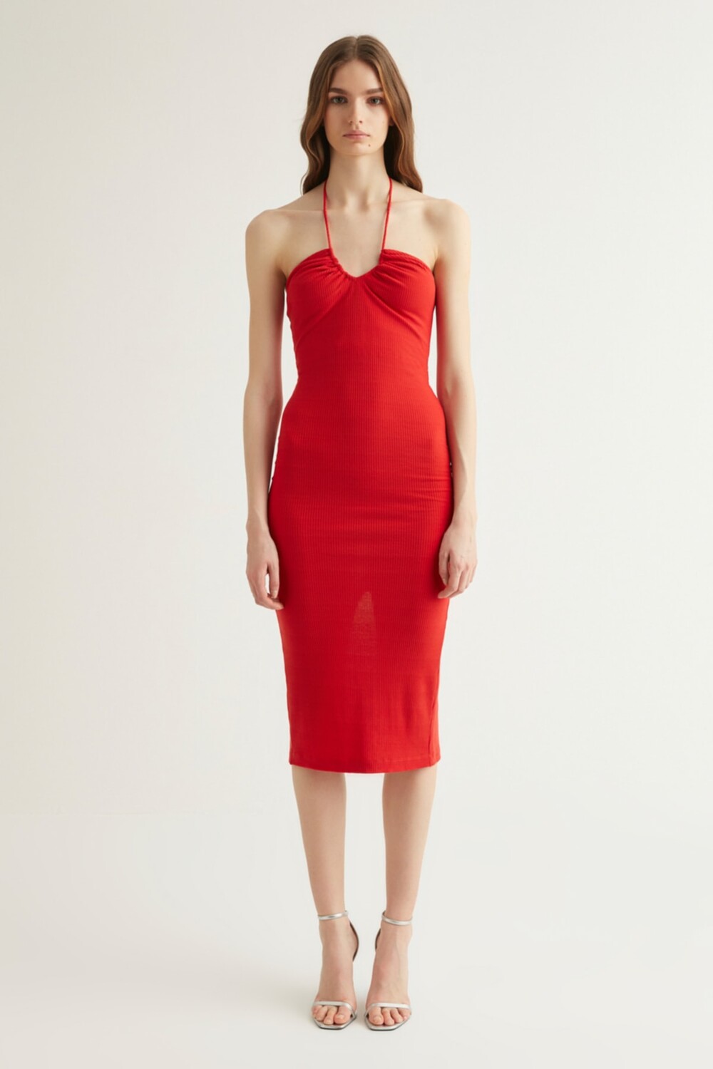 

Красное трикотажное платье X Dilek Hanif TPRSS22EL1866 Trendyol, красный