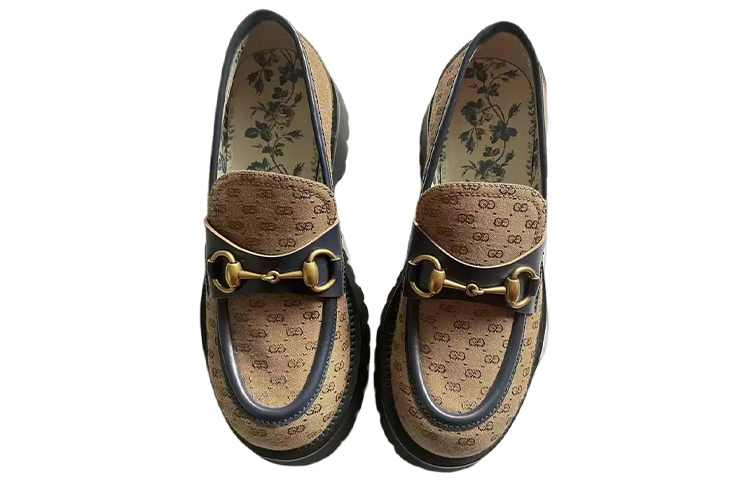 Туфли женские Gucci с пряжками, бежевый