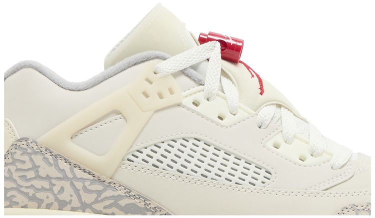 Кроссовки Air Jordan Jordan Spizike Low GS 'Coconut Milk', кремовый — фото 2