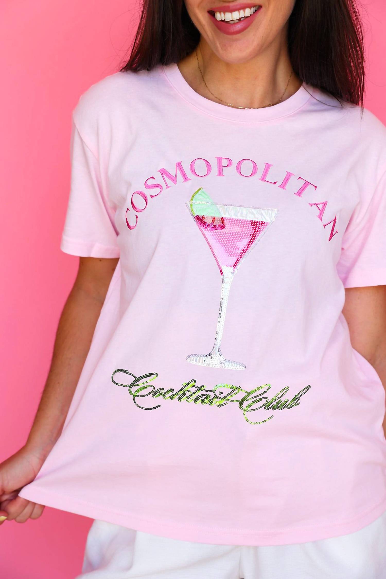 

Футболка Cosmopolitan Cocktail Club розовая Brianna Cannon
