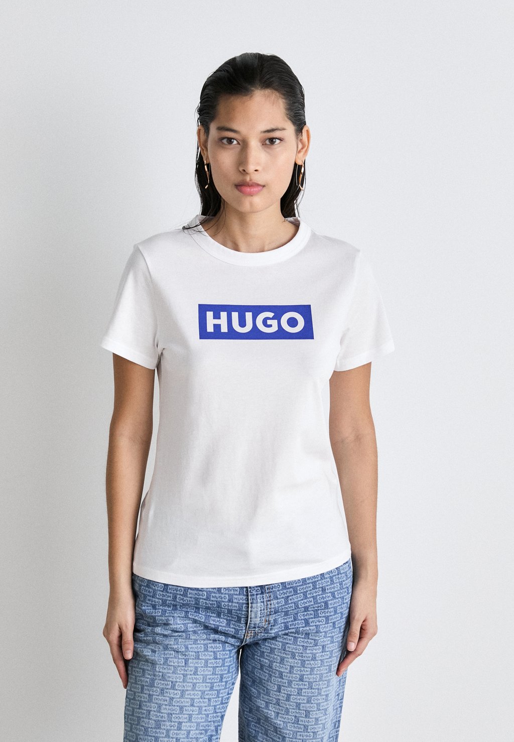 

Футболка с принтом CLASSIC TEE HUGO, цвет white