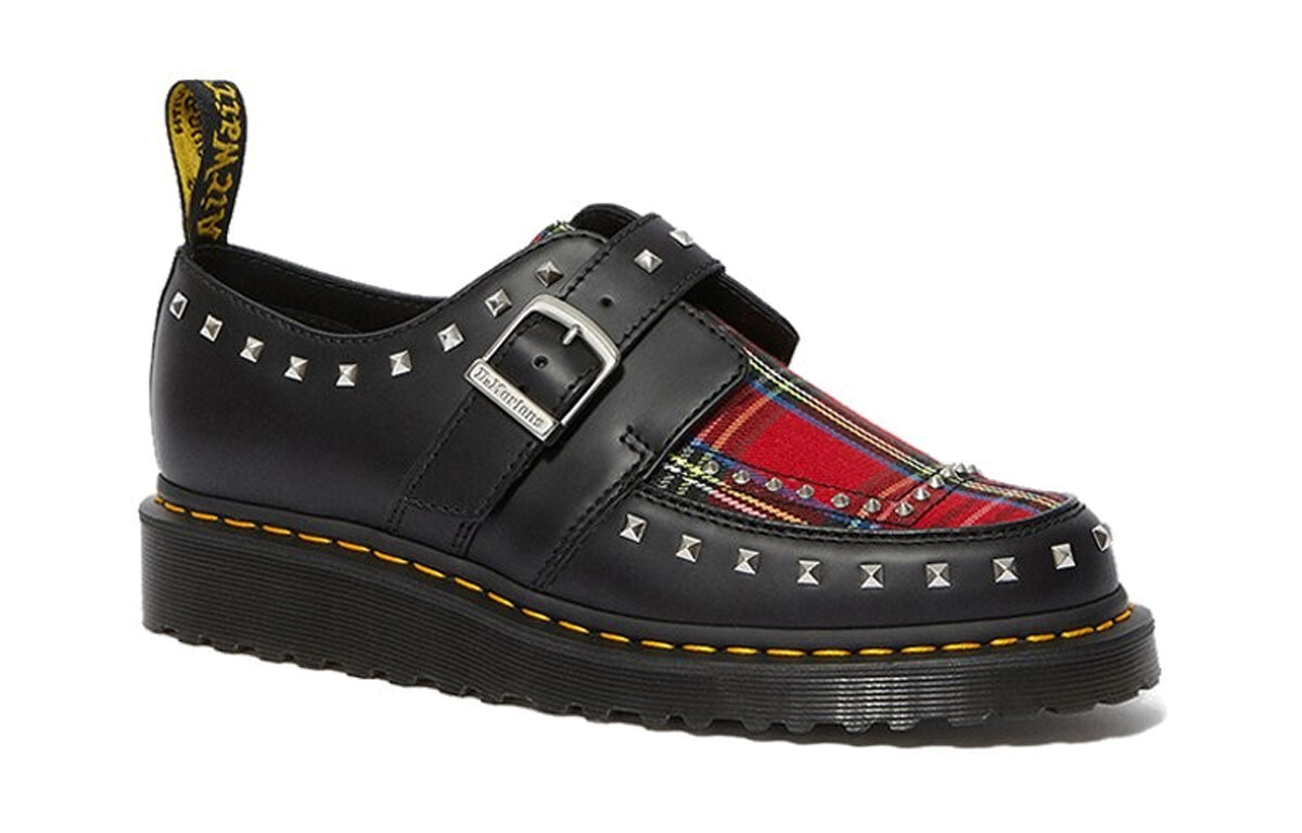 

Женская обувь на платформе Dr.Martens