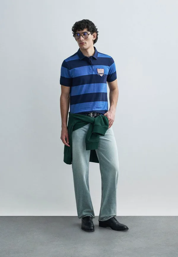 Брюки с карманами, джинсы свободного кроя Emporio Armani, Light Blue Denim — фото 2