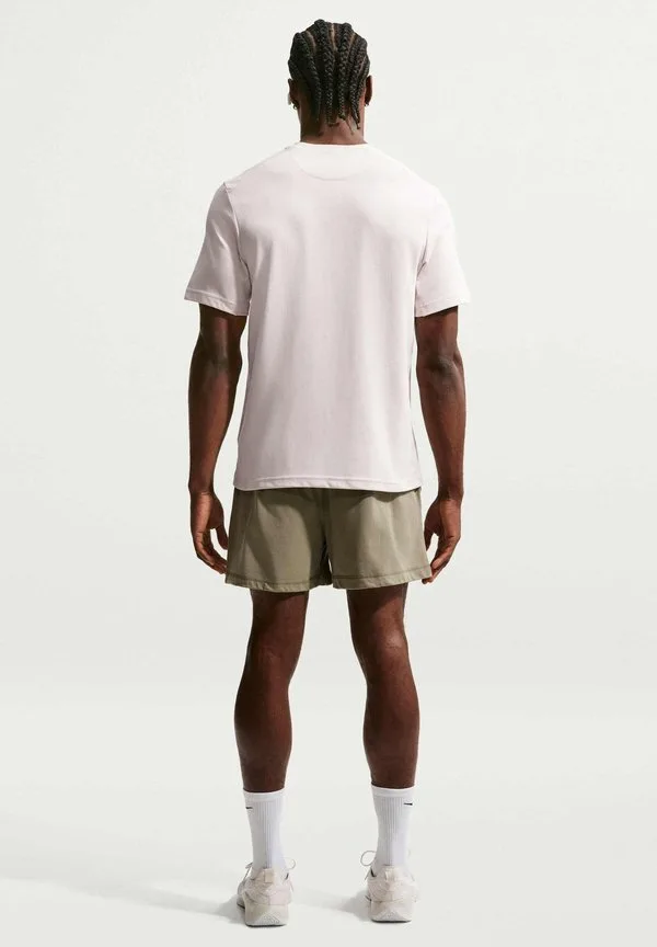 Основная спортивная футболка Nike Performance, Light Orewood Brown Light Orewood Brown — фото 2