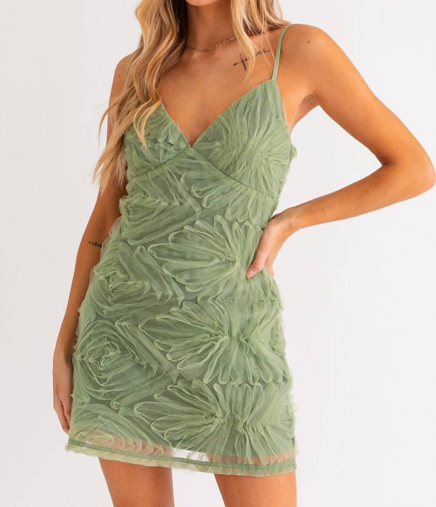 

Мини-платье Liliana в светло-зеленом LE LIS