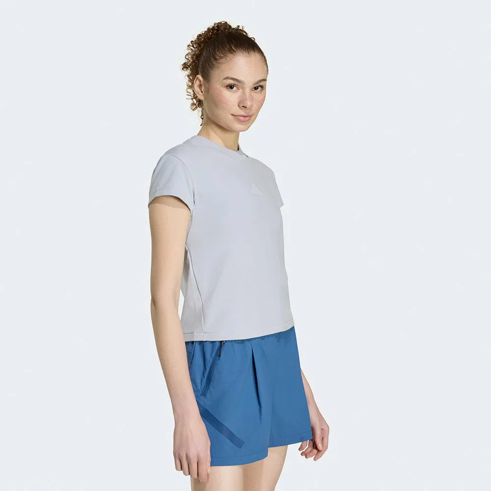 Женская футболка Z.N.E. Baby Tee цвета Halosilver от Adidas