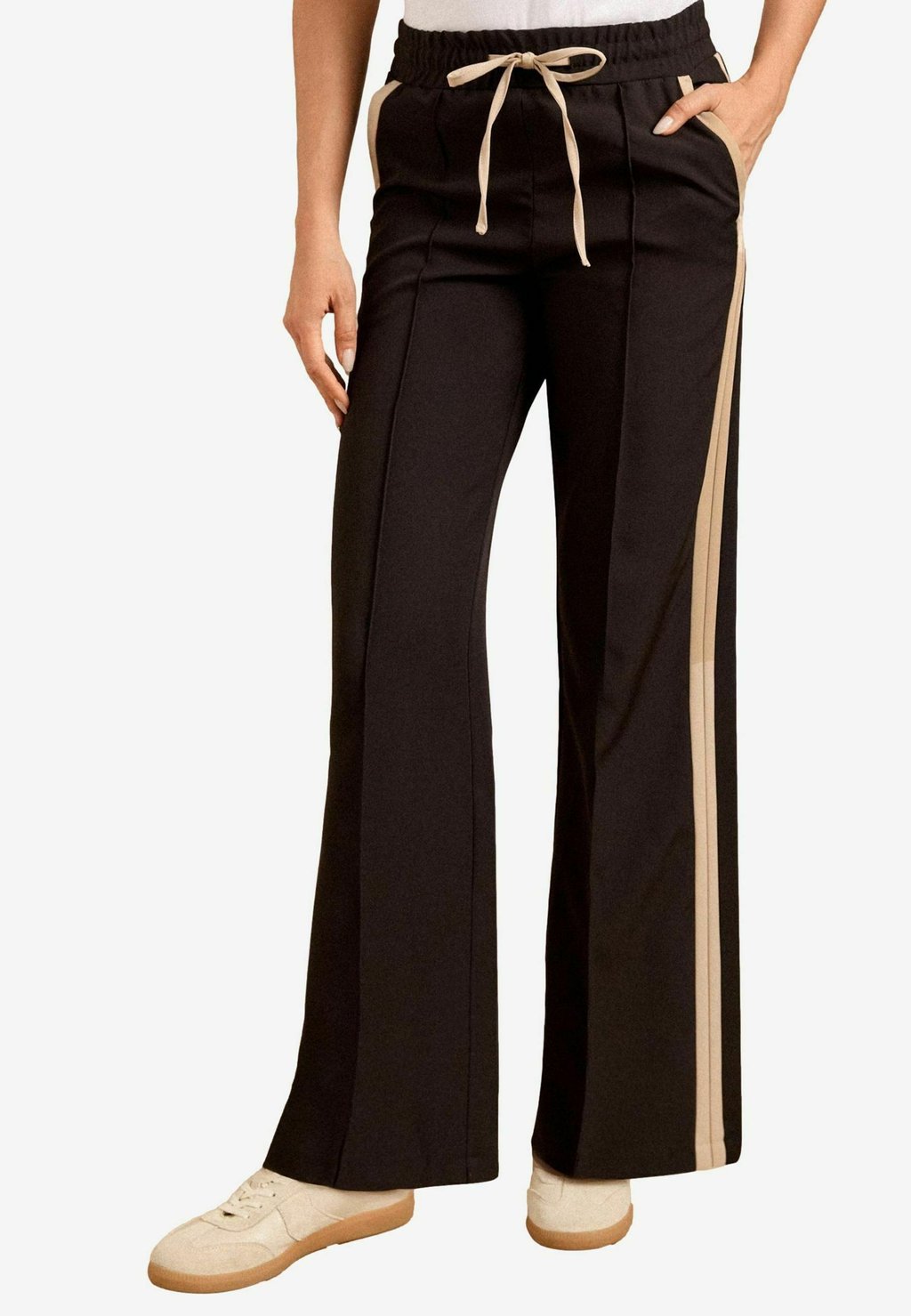 

Спортивные брюки ELASTICATED WAIST WIDE LEG Love & Roses, черный