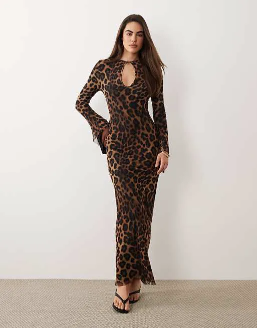 

Леопардовое платье макси с асимметричными рукавами-ангелками и принтом ASOS DESIGN
