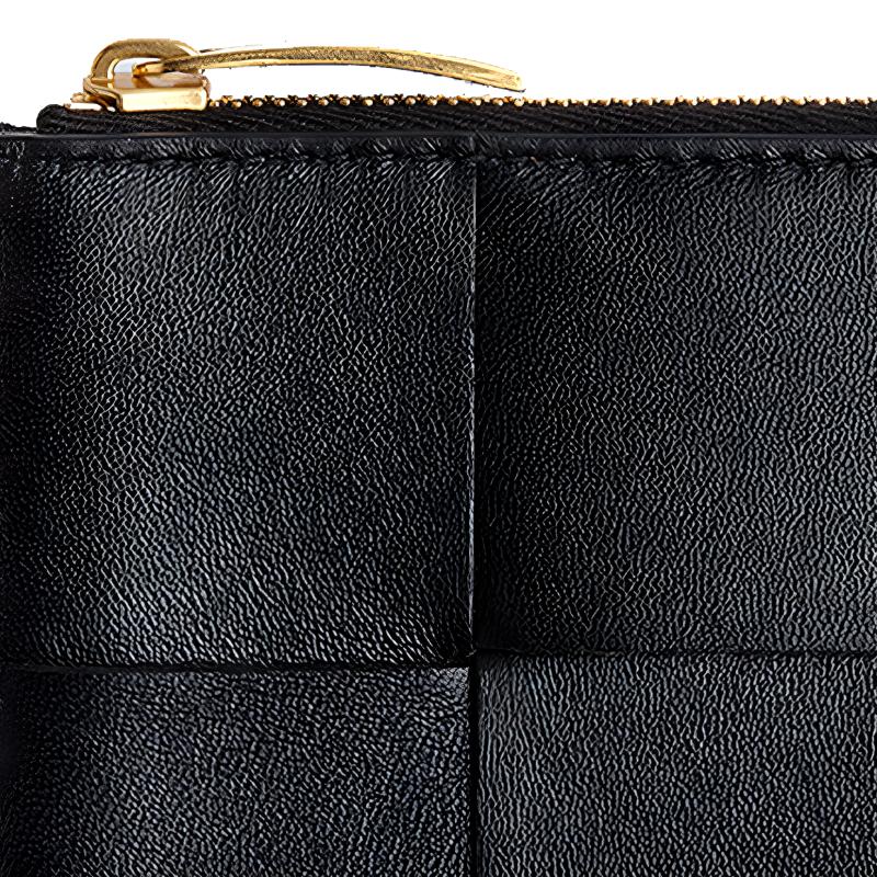 Кошелёк унисекс чёрный из кожи коровы и овчины Bottega Veneta — фото 3