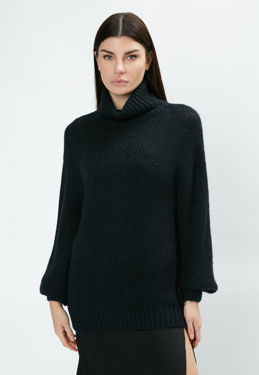 

Джемпер TURTLENECK COZY INFLUENCER, черный