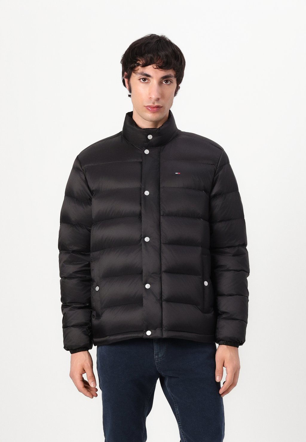 

Пуховик Tommy Jeans, черный