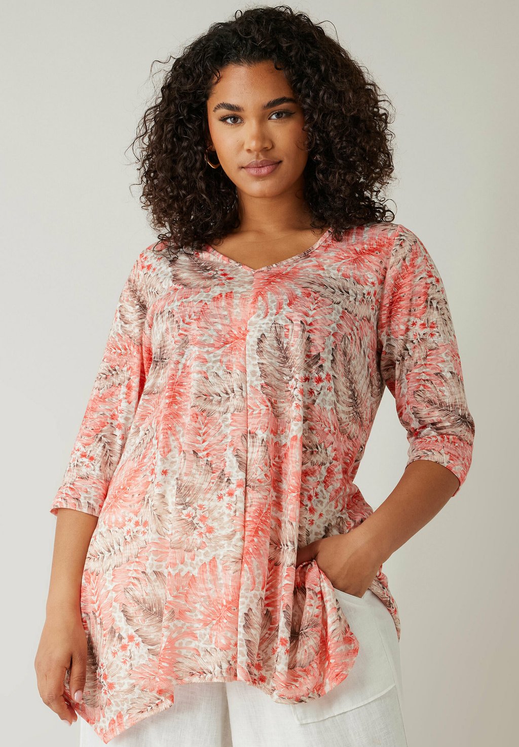 

Блуза TROPICAL PRINT HANKY HEM Evans, розовый