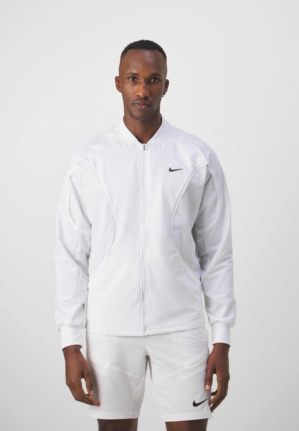 

Спортивная куртка Nike, белый/черный