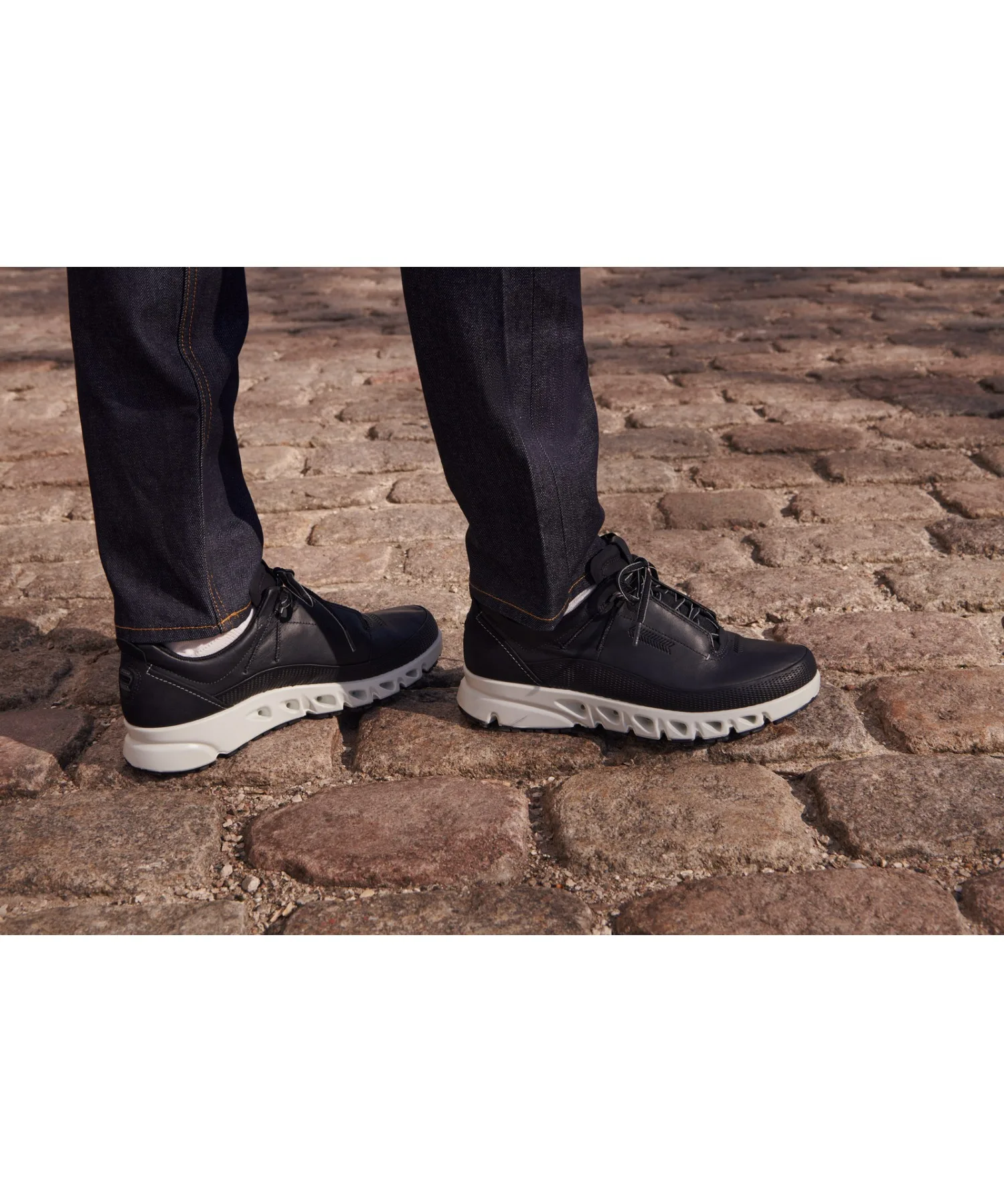 Мужские кроссовки из натуральной кожи ECCO MULTI-VENT с Gore-Tex черные