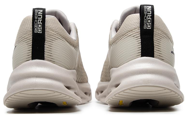 

Бежевые кроссовки Skechers Go Run Swirl Tech Speed, серо-черные