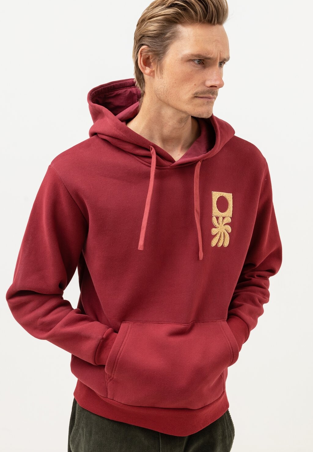 

Толстовка с капюшоном EMBROIDERED Rhythm, красный
