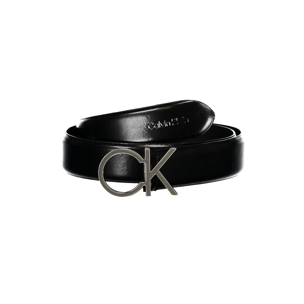 

Элегантный черный кожаный ремень с металлической пряжкой Calvin Klein