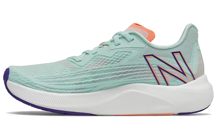 

Кроссовки New Balance NB FuelCell Series Женские