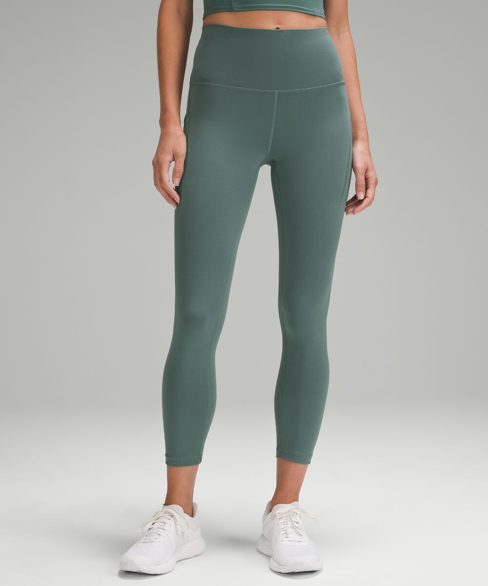 

Укороченные шорты Wunder Train с карманами Lululemon, зеленый