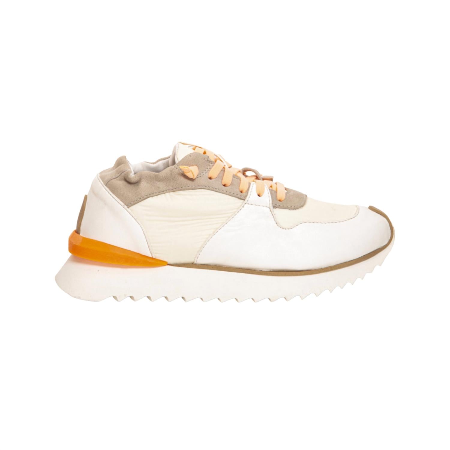 Кроссовки Ruffle в цвете Creme Orange Andia Fora