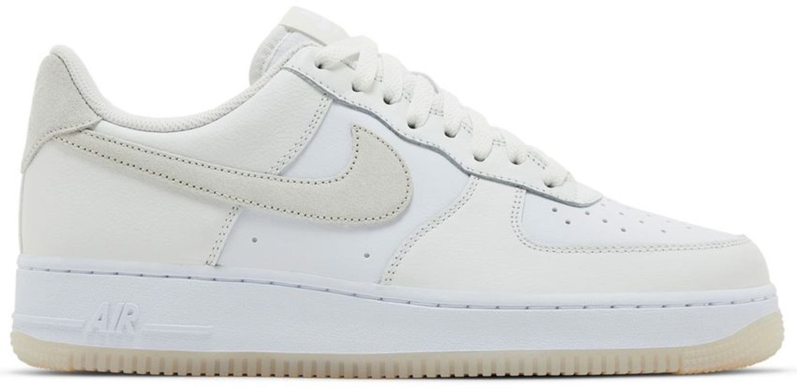 

Кроссовки Nike Air Force 1 Low '07 LV8 Summit White Phantom