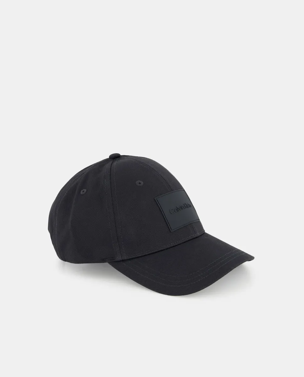 

Кепка Calvin Klein с прорезиненным логотипом, черный