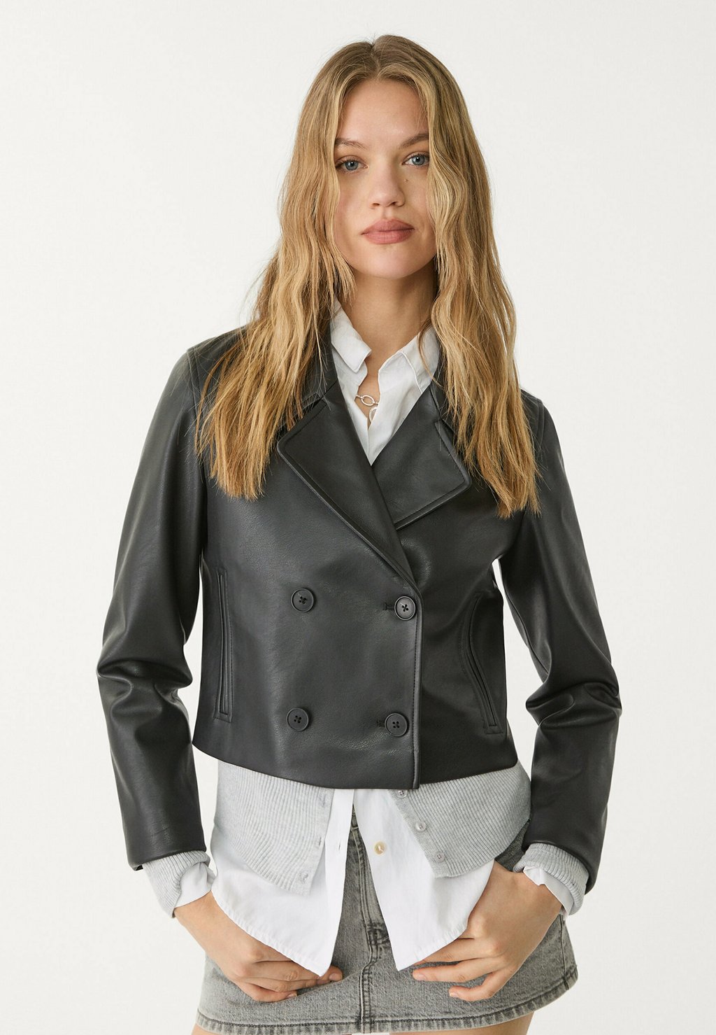 

Куртка из искусственной кожи Stradivarius, черный