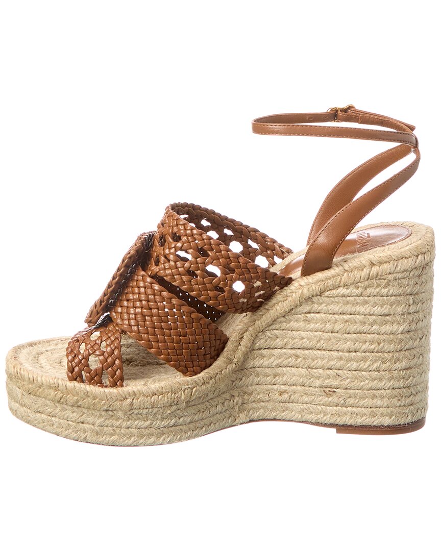 Alexandre Birman Lana 150 сандалии на танкетке из плетеной кожи, коричневый — фото 2