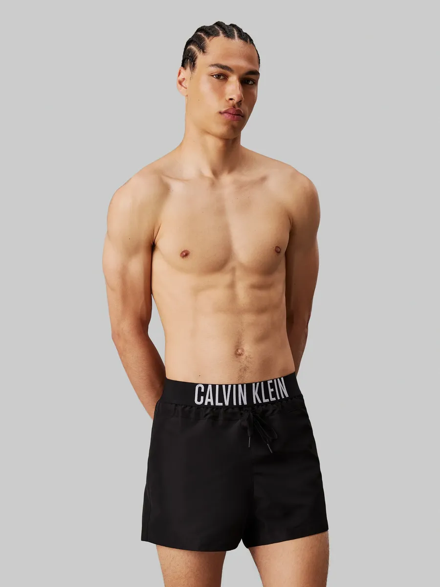 

Calvin Klein Swimwear "SHORT WB" шорты для плавания с поясом с логотипом, черный