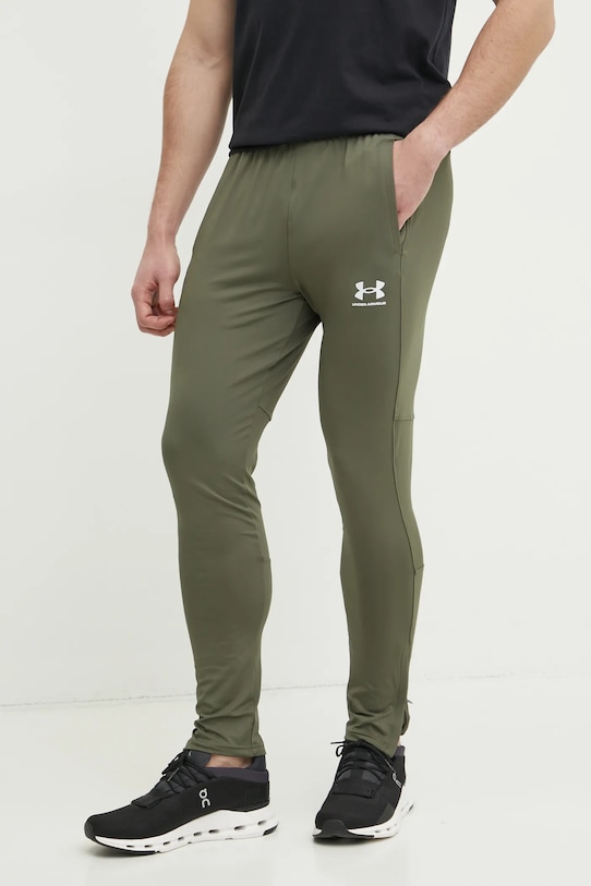 

Тренировочные брюки Challenger Under Armour, зеленый